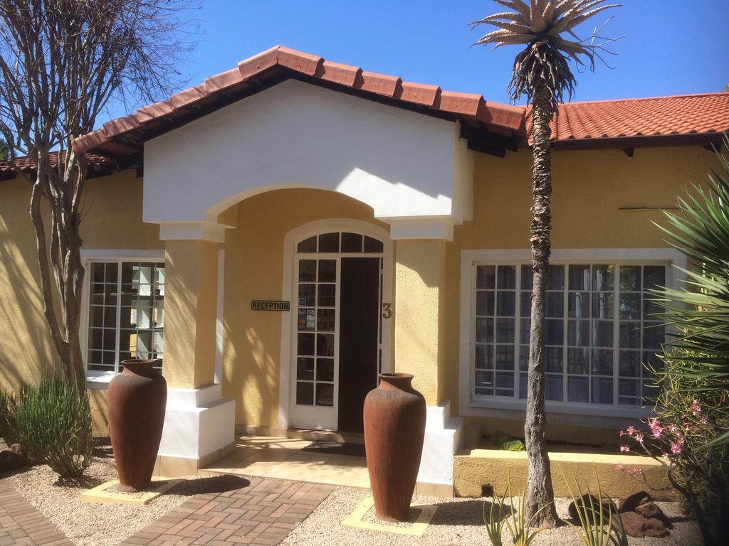 Auberge Guest Lodge Mbombela Exterior foto